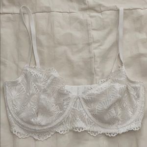 Hollister 34DD Lace Unlined Balconette Bra